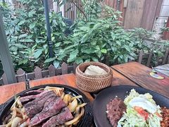 -Pistolera Mexican Cantina女枪手墨西哥餐厅(碧云路店)