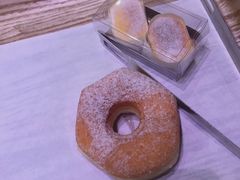 甜甜圈-巴黎贝甜(来福士店)