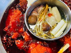 鸳鸯锅-星鸿社重庆老火锅