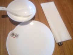 餐具摆设-新梅华·茶点餐厅(欧尚店)