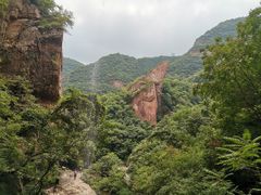 -龙潭大峡谷