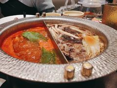 -牛YO寿喜烧·铁板烧和牛火锅自助(市府恒隆店)