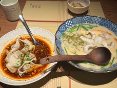 -荣家黄鱼面(前滩太古里店)