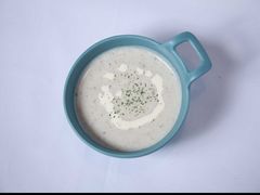 奶油蘑菇汤-清真·艾美可餐厅(大悦汇店)