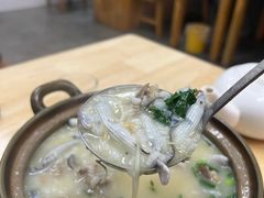 -盛燕泥丁粥