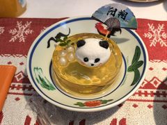 -刘姐啤酒鱼民族演艺餐厅(西街总店)