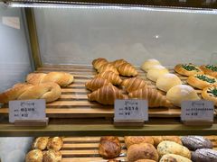 -提亚烘焙·手作面包·生日蛋糕(七星店)