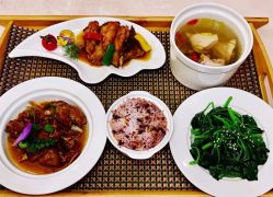 -臻康乃馨月子中心(集美店)