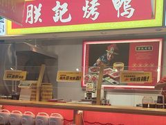 -阿瓦山寨·湘菜现炒·剁椒鱼头王(咸阳总店)