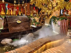 -老滇山寨•云南特色菜•地方菜•民族风情歌舞表演(金碧店)