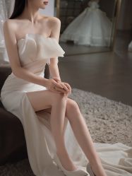 -艾米丽婚纱礼服