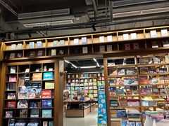 -新华书店白鹿书肆(市府路店)