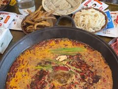 -黄潇洒老火锅(九眼桥宏济巷店)