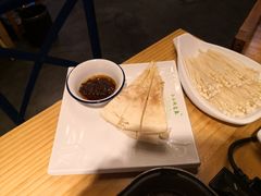 -小小河边鱼(天润城店)