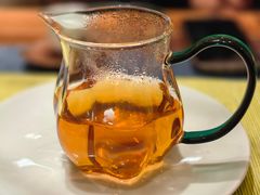 -荷风细雨·中国茶宴(世纪大道店)