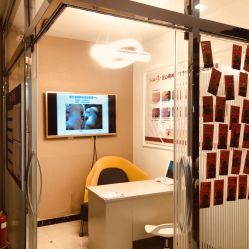 -苗方清颜痘肌研究所