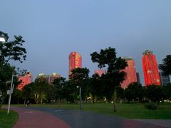 -万绿园