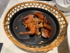贡香爆汁乳鸽-渔语鱼酸菜鱼新川菜(来福士店)