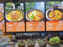 -高家小院铁锅炖大鹅(哈西高铁站店)