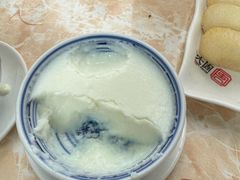 -周大娘牛乳(旧寨古村总店)