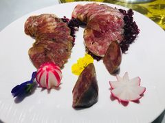 自制香肠-毛家饭店·30年融合新湘菜(汉峪金谷店)