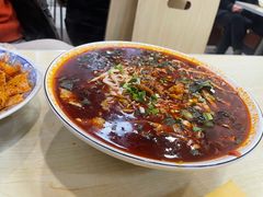 -王大拿八亩沟擀面皮(蔡家坡店)