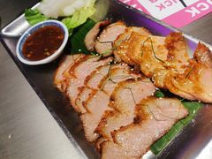 炭烤猪颈肉-新越盏·东南亚料理(捷登都会店)