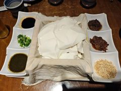 一块豆腐-95号酱骨·一块豆腐(展春园西路店)