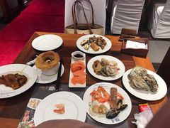 -四海一家自助餐(益田假日广场店)