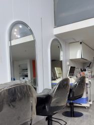 -米娜造型蛋白烫发