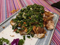 -香巴拉云南餐厅(华莱坞店)