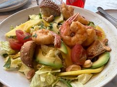 柠檬汁拌扒鲜虾牛油果沙拉-G+KITCHEN(龙湖狮山天街店)