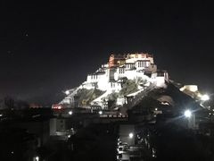 -平措康桑·和牛自助观景餐厅(布达拉宫店)