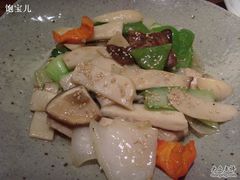 炒杂菇-萨拉伯尔(燕莎友谊商城店)
