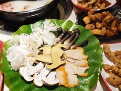 -钢管厂五区小郡肝串串香火锅(梅川路店)
