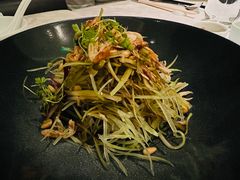 红膏虾皮拌青芹-海味观(老西门店)