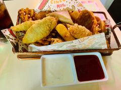 -Famous肥猫墨西哥音乐餐吧(五棵松华熙LIVE店)