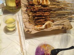 -老街烧烤大排档·地道湖北菜·龙虾馆(汉口火车站店)