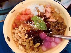 红糖冰粉-马路边边串串香(双井直营店)