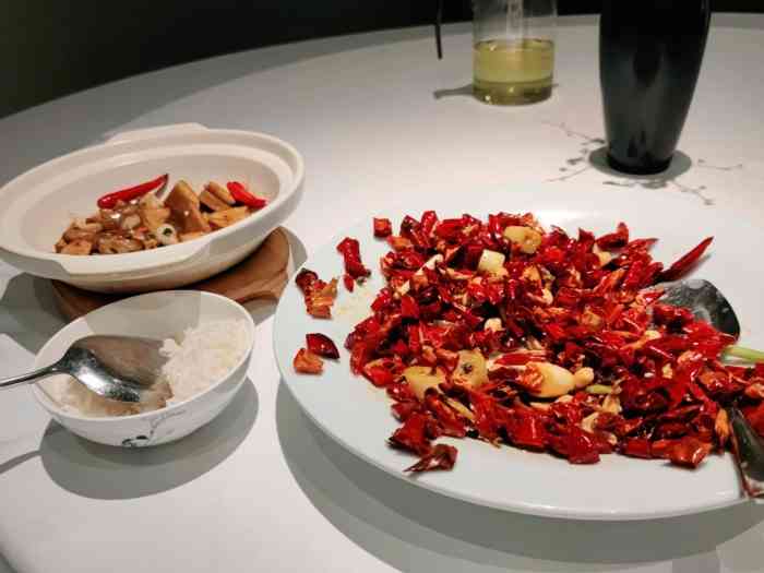 青禾餐厅(华侨城生态园店)-"昨天中午和朋友在这家餐厅吃的午饭,感觉