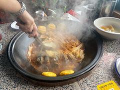 -缘福乡村铁锅炖民宿(八达岭店)