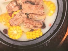-何师烧烤·香辣蟹·川菜·30年老品牌(太古里旗舰店)