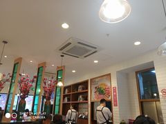 大堂-小杨生煎(宜川路店)