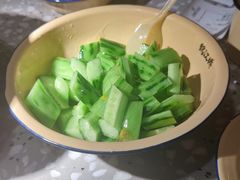 -鹤江桥·红油牛肉粉(SKP店)