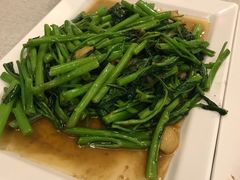 蒜头炒含羞草-建兴酒家(素里翁分店)