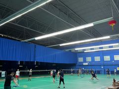 -中地华冠羽毛球俱乐部