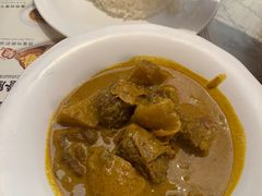 赢哂咖喱牛筋腩配饭-翠华(澳门银河店)