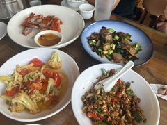 -老唐三下锅 ·张家界地标美食(溪布街店)