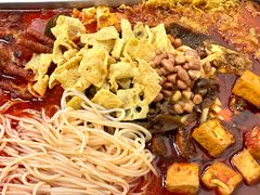 -在巷子里的烤肉店·螺蛳粉烤鱼·牛蛙(和美城店)