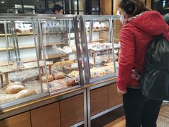 面包甜点陈列柜-苹果花园(乳山路店)